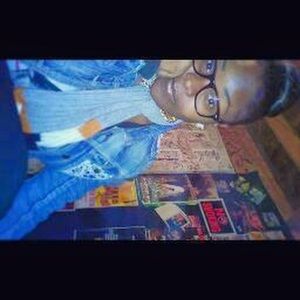 Meet your Posher, Lashondra